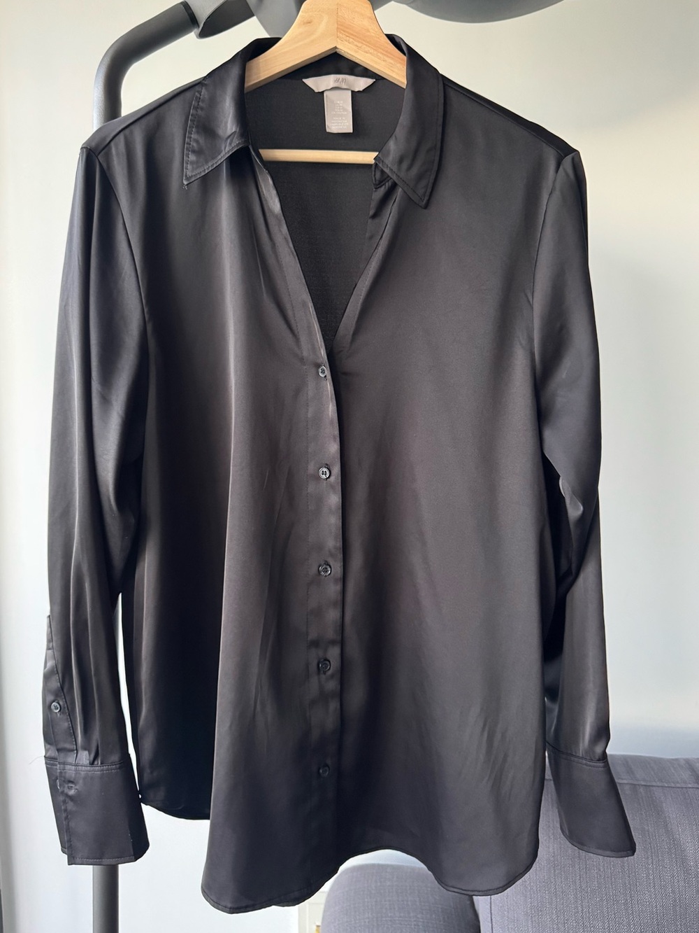 H&M Black Button-Down Shirt